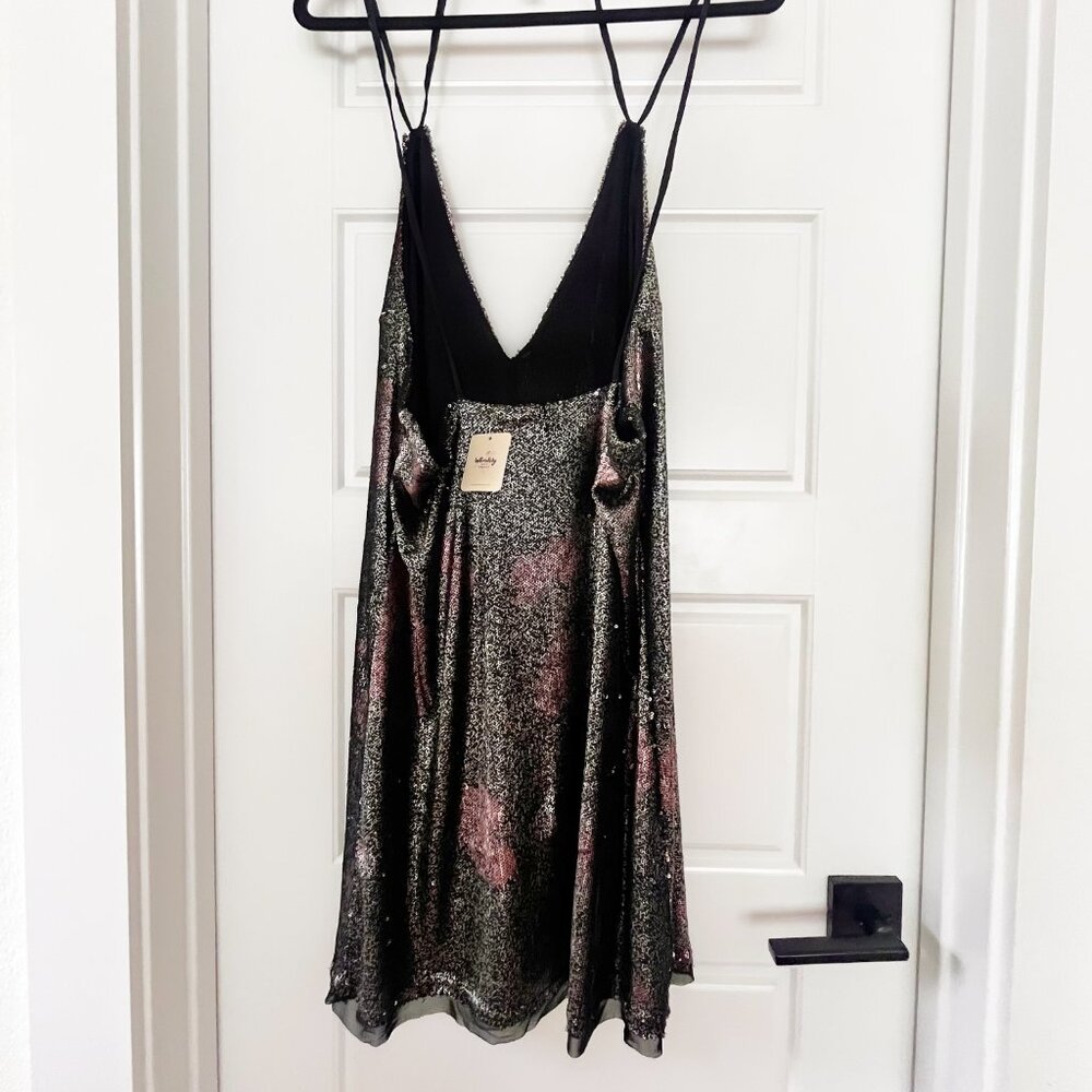 Free People Sequin Slip Dress NWT Black Floral L Party Mini Strappy Back - Picture 4 of 6